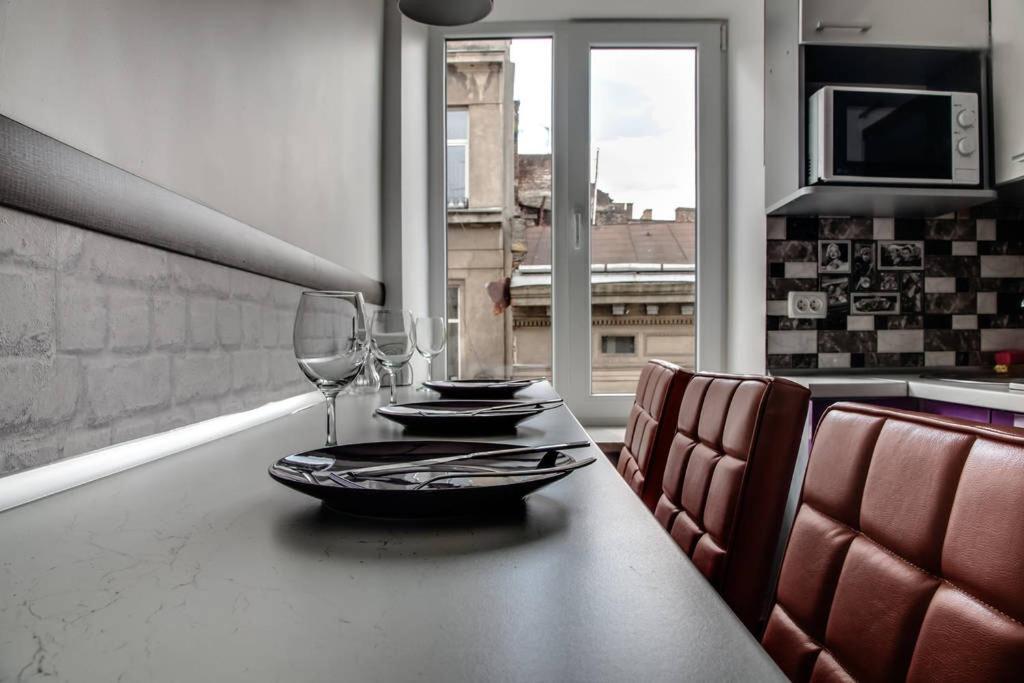 Romantic Apartments - Центр Львова , З Видом На Місто Exterior foto